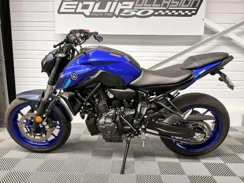 MT07