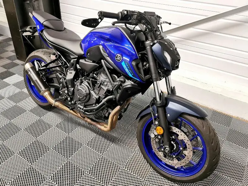 MT07