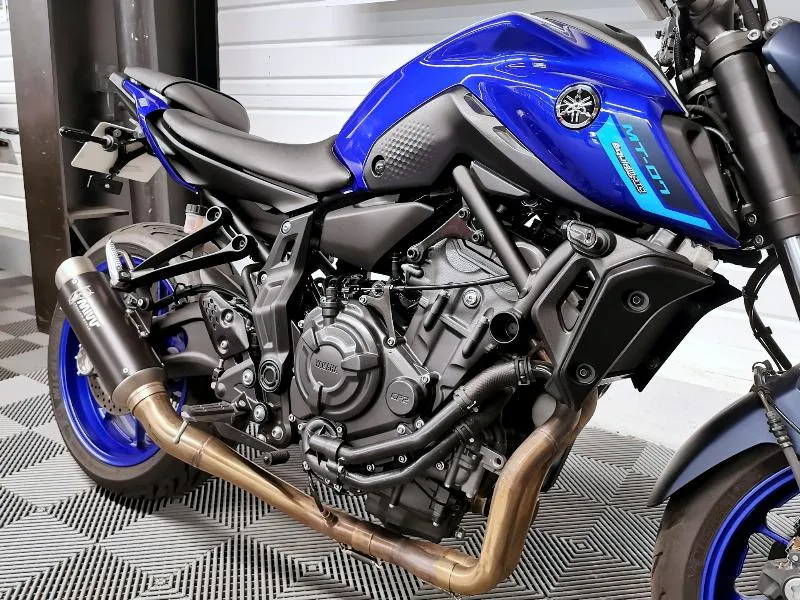MT07