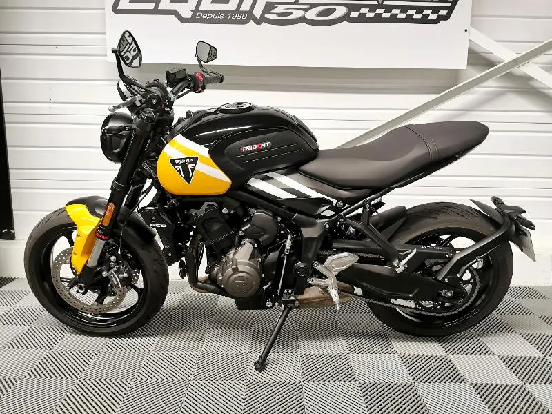 TRIDENT 660