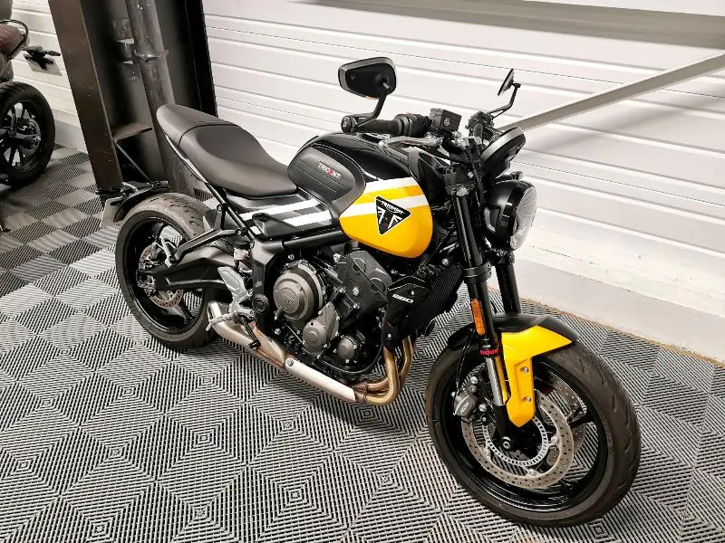 TRIDENT 660