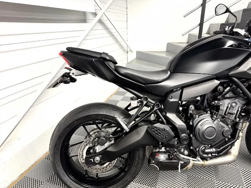 MT07 