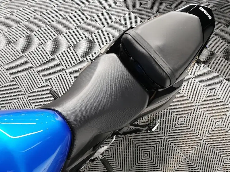 GSR 750