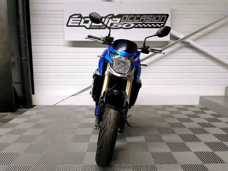 GSR 750