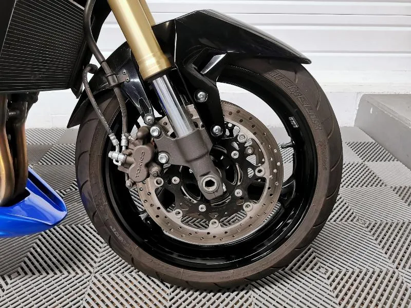 GSR 750