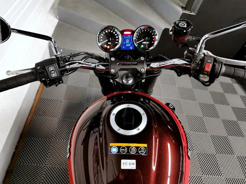 Z 900
