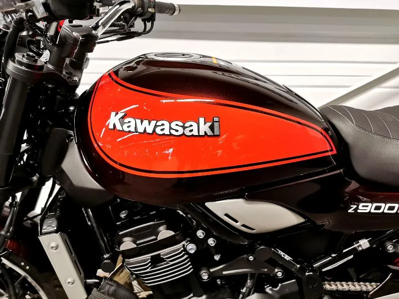 Z 900