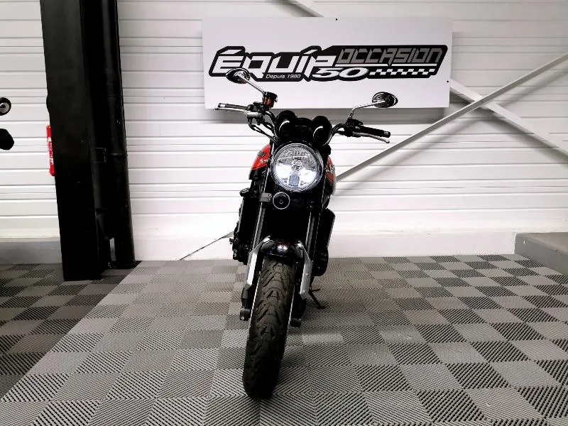 Z 900