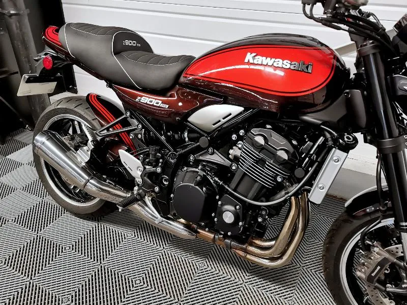 Z 900