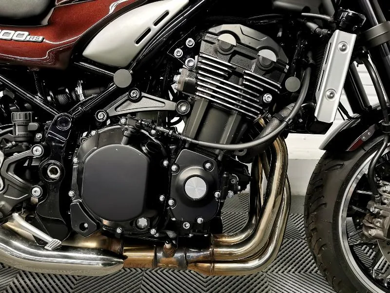 Z 900