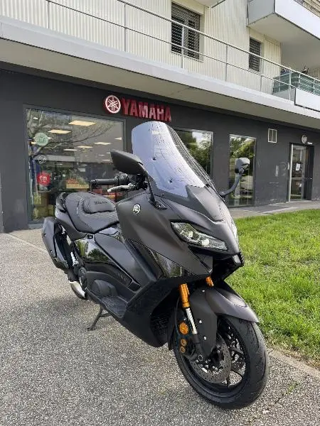 XP TMAX 560 TECH MAX
