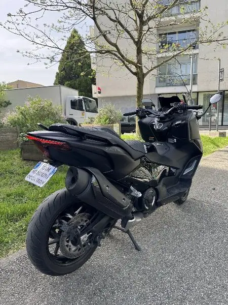 XP TMAX 560 TECH MAX