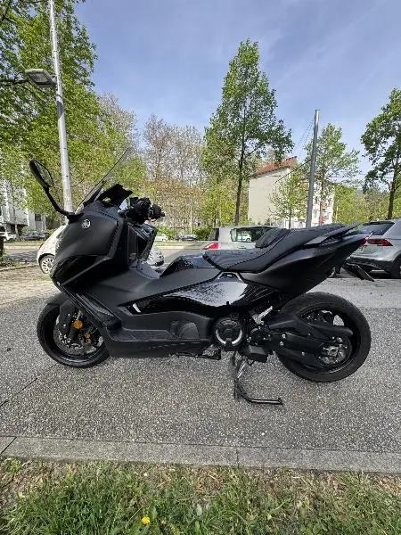 XP TMAX 560 TECH MAX