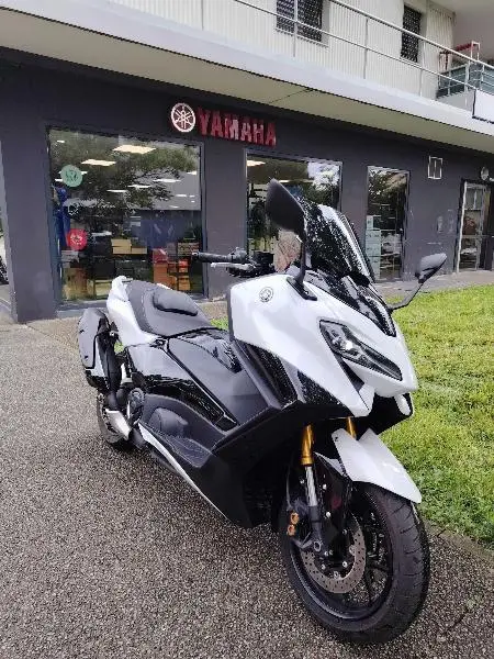 XP TMAX 560 TECH MAX