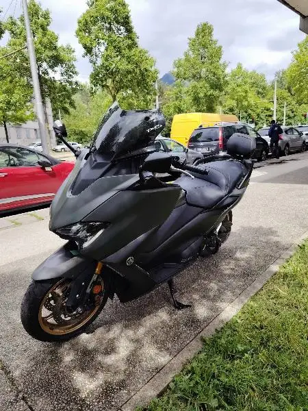 XP TMAX 560 TECH MAX KAMO