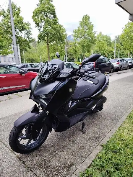 XMAX 125 TECH MAX
