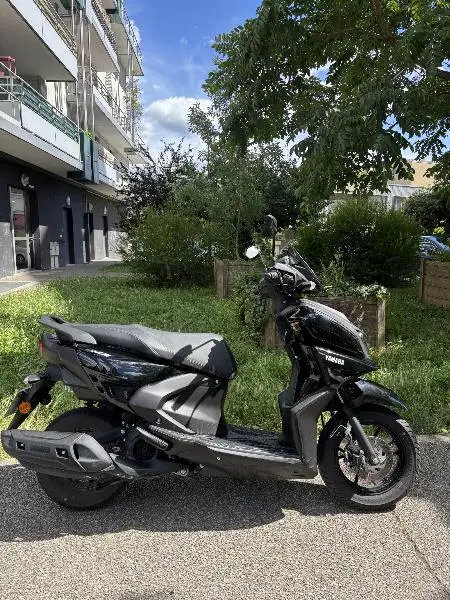 RayZR 125
