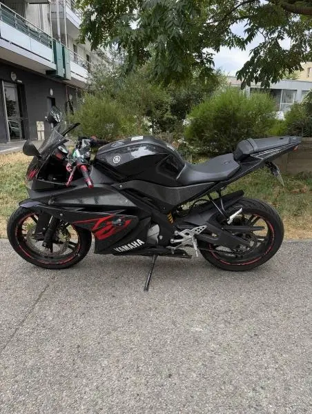 YZFR 125