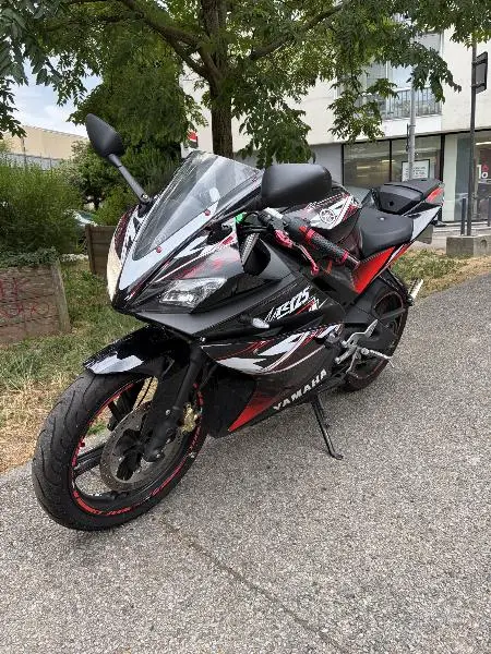 YZFR 125