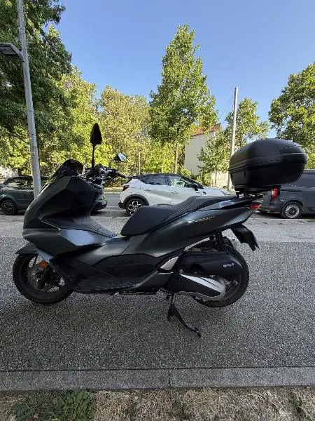 PCX 125