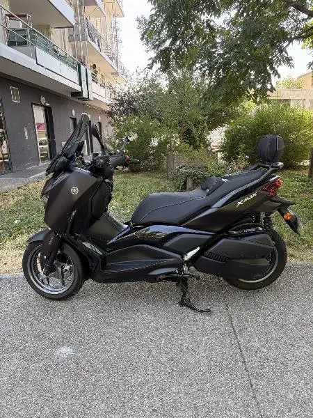 XMAX 300 Tech Max