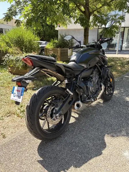 MT07