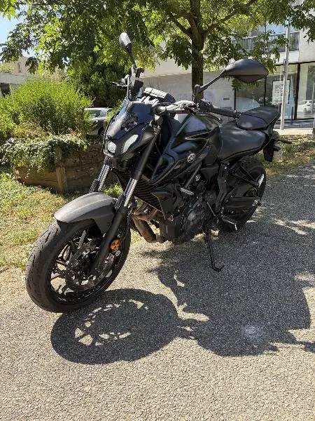 MT07