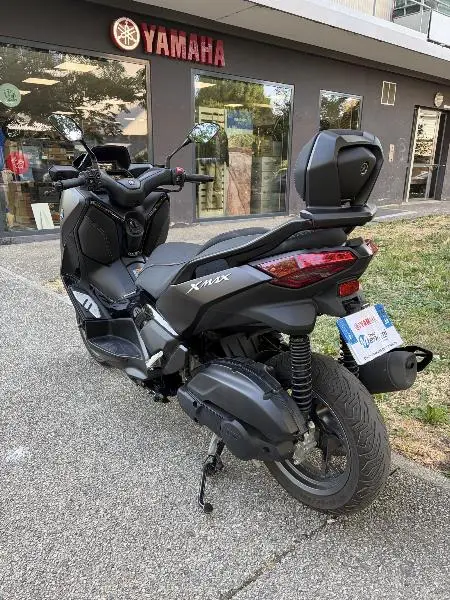 XMAX 125 TECH MAX