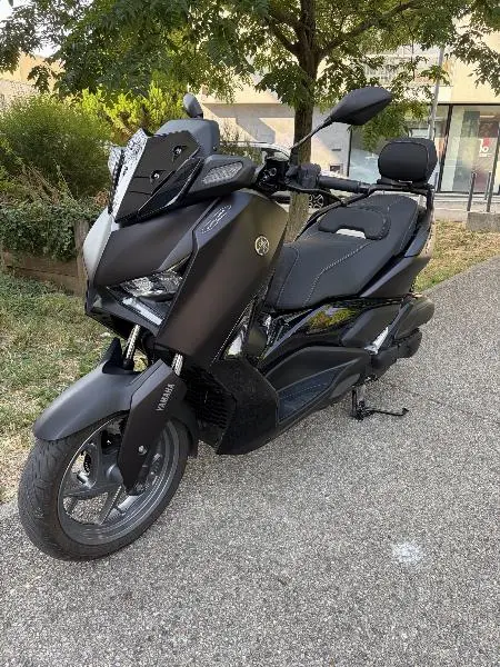 XMAX 125 TECH MAX