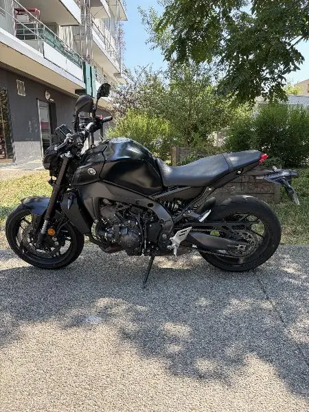 MT09