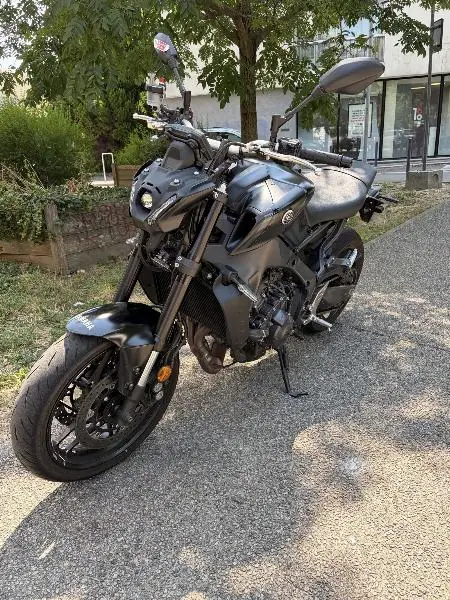 MT09