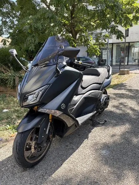 XP TMAX 530 IRON MAX