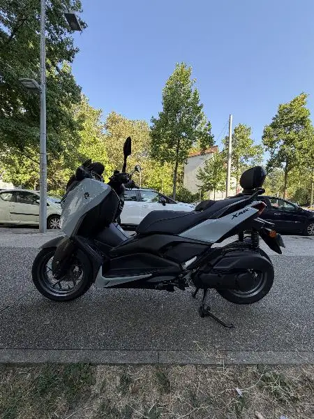 XMAX 125 TECH MAX