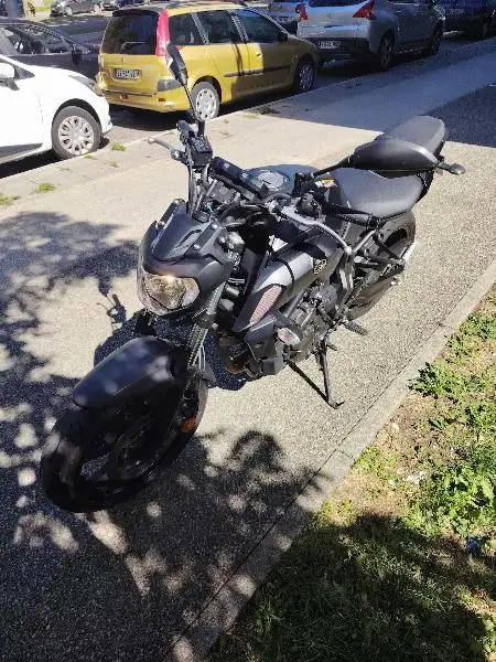 MT07