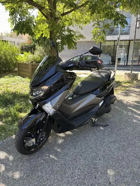 NMAX 125