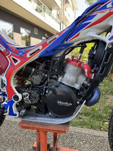 EVO 300 FACTORY 2T
