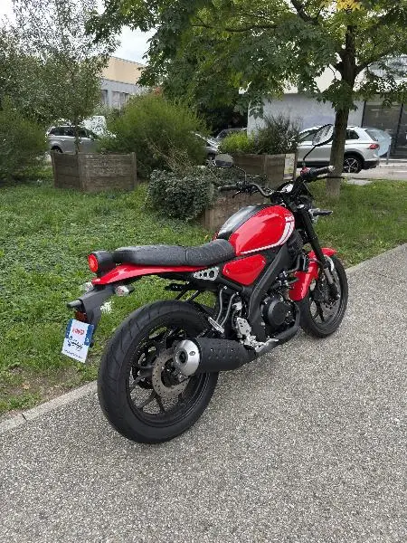 XSR 125