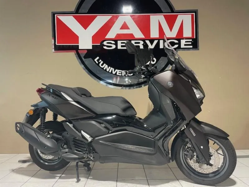 XMAX 125 TECH MAX