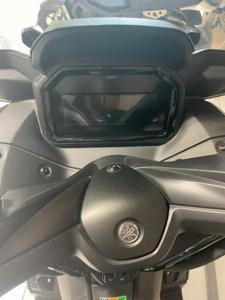 XMAX 125 TECH MAX