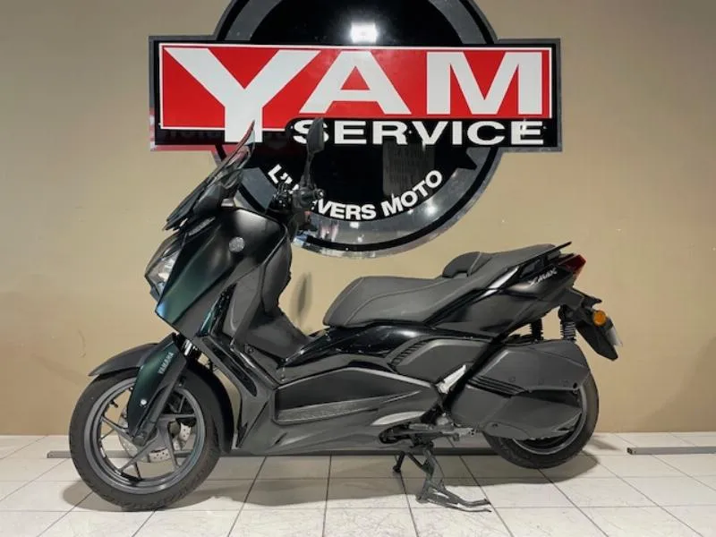 XMAX 300 Tech Max