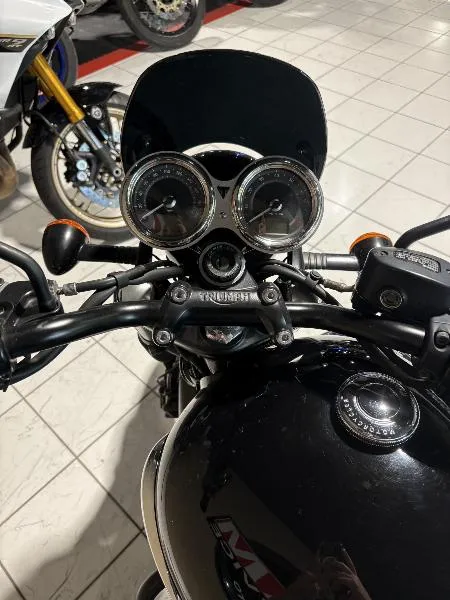 BONNEVILLE 865 T100