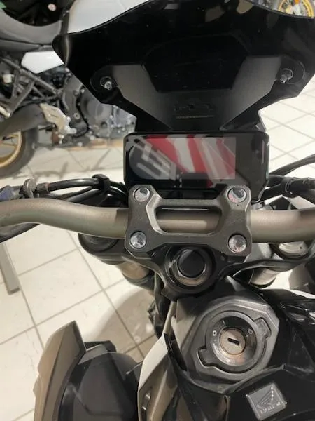 CB 650 R