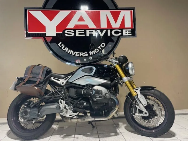 R NineT
