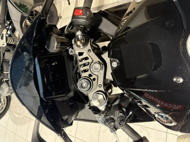 YZFR9