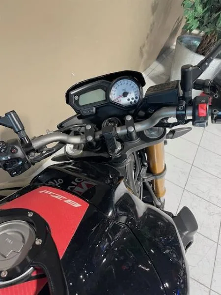 FZ8
