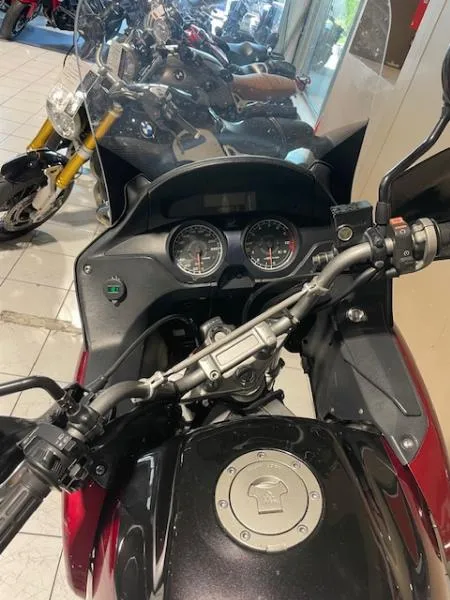 XL 1000