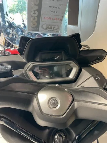 XMAX 300 Tech Max