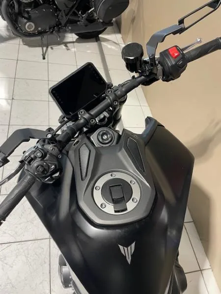 MT09