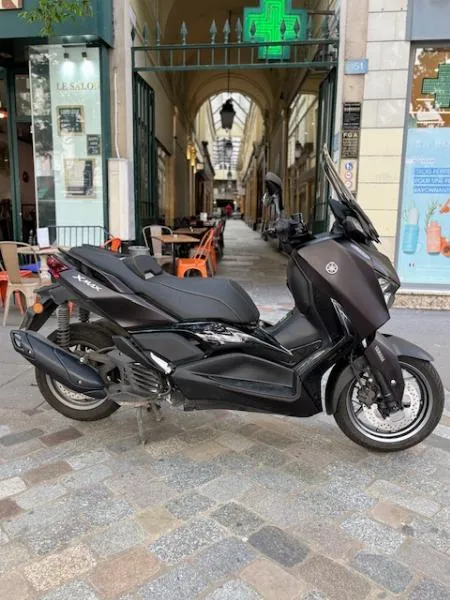 XMAX 125 TECH MAX