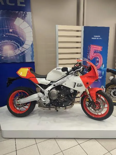 XSR 900 GP
